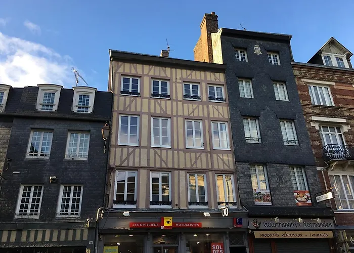 Charles Baudelaire *